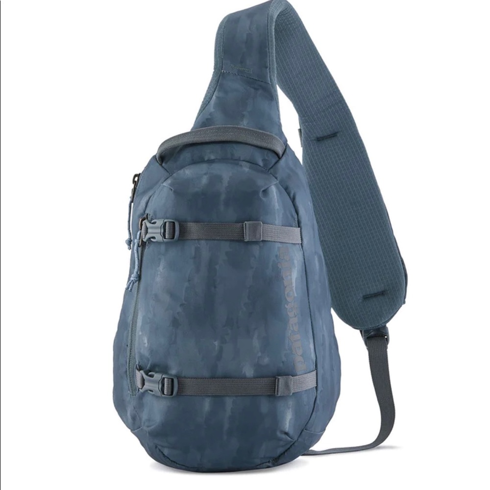 Patagonia Atom Sling Bag in Agave Plume Grey